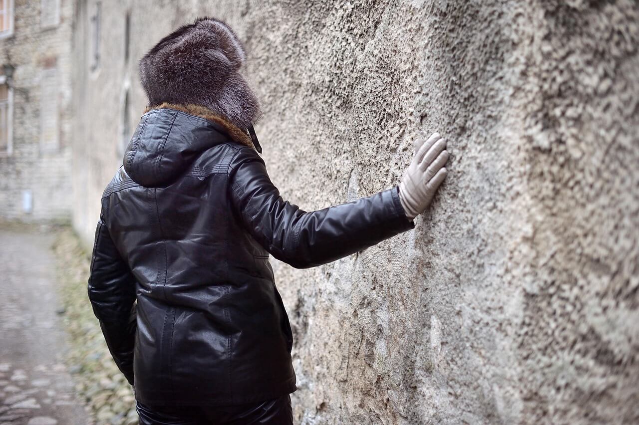 From Airfields to Runways: The Evolution of the Bomber Jacket